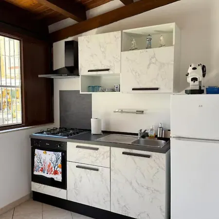 Domussolis - Casa A 2 Passi Dal Mare