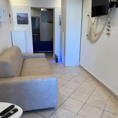 Domussolis - Casa A 2 Passi Dal Mare