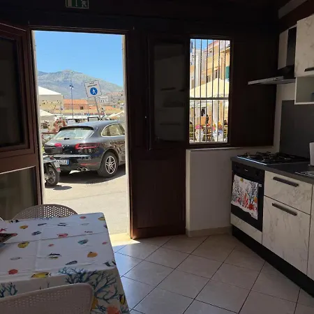 Apartamento Domussolis - Casa A 2 Passi Dal Mare