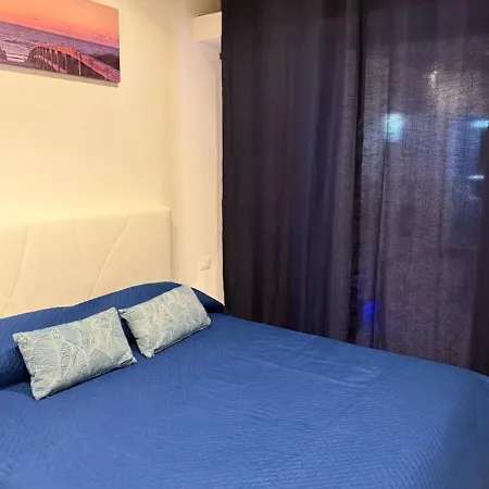 Domussolis - Casa A 2 Passi Dal Mare Apartamento